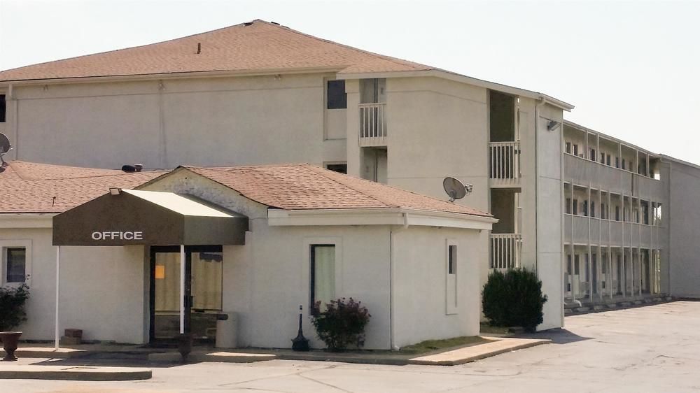Motel 6-Blue Springs, Mo ภายนอก รูปภาพ
