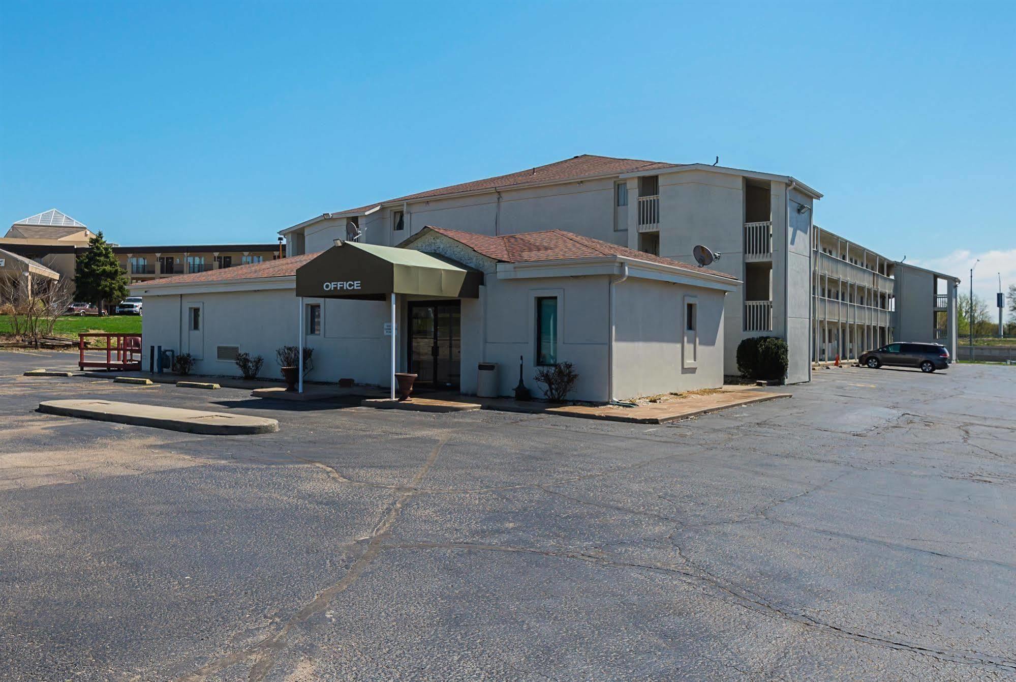 Motel 6-Blue Springs, Mo ภายนอก รูปภาพ
