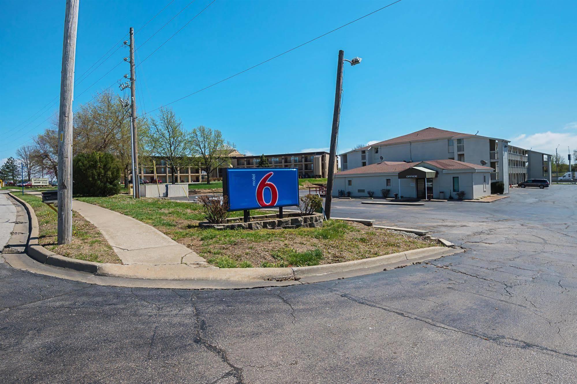 Motel 6-Blue Springs, Mo ภายนอก รูปภาพ