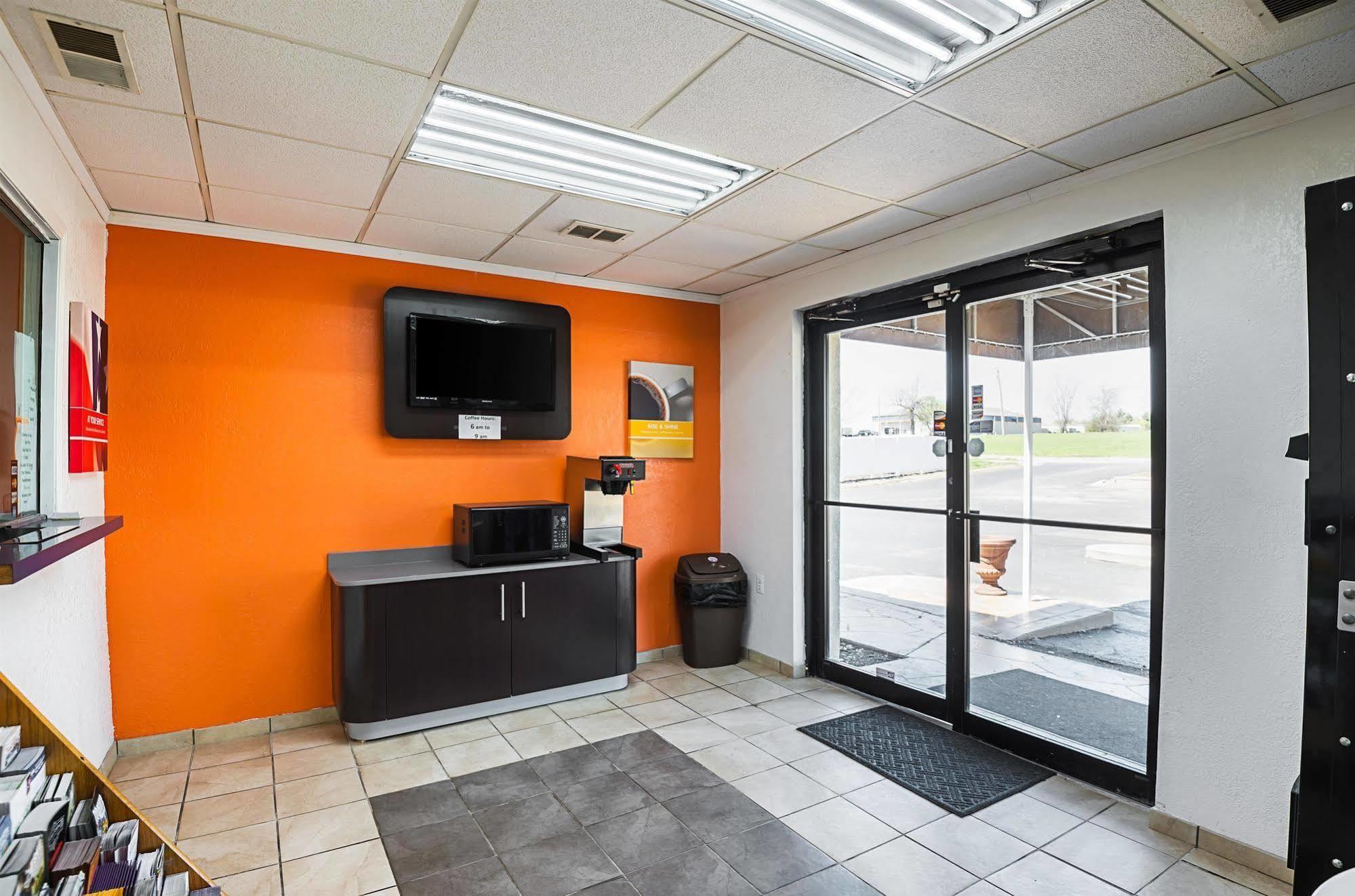 Motel 6-Blue Springs, Mo ภายนอก รูปภาพ