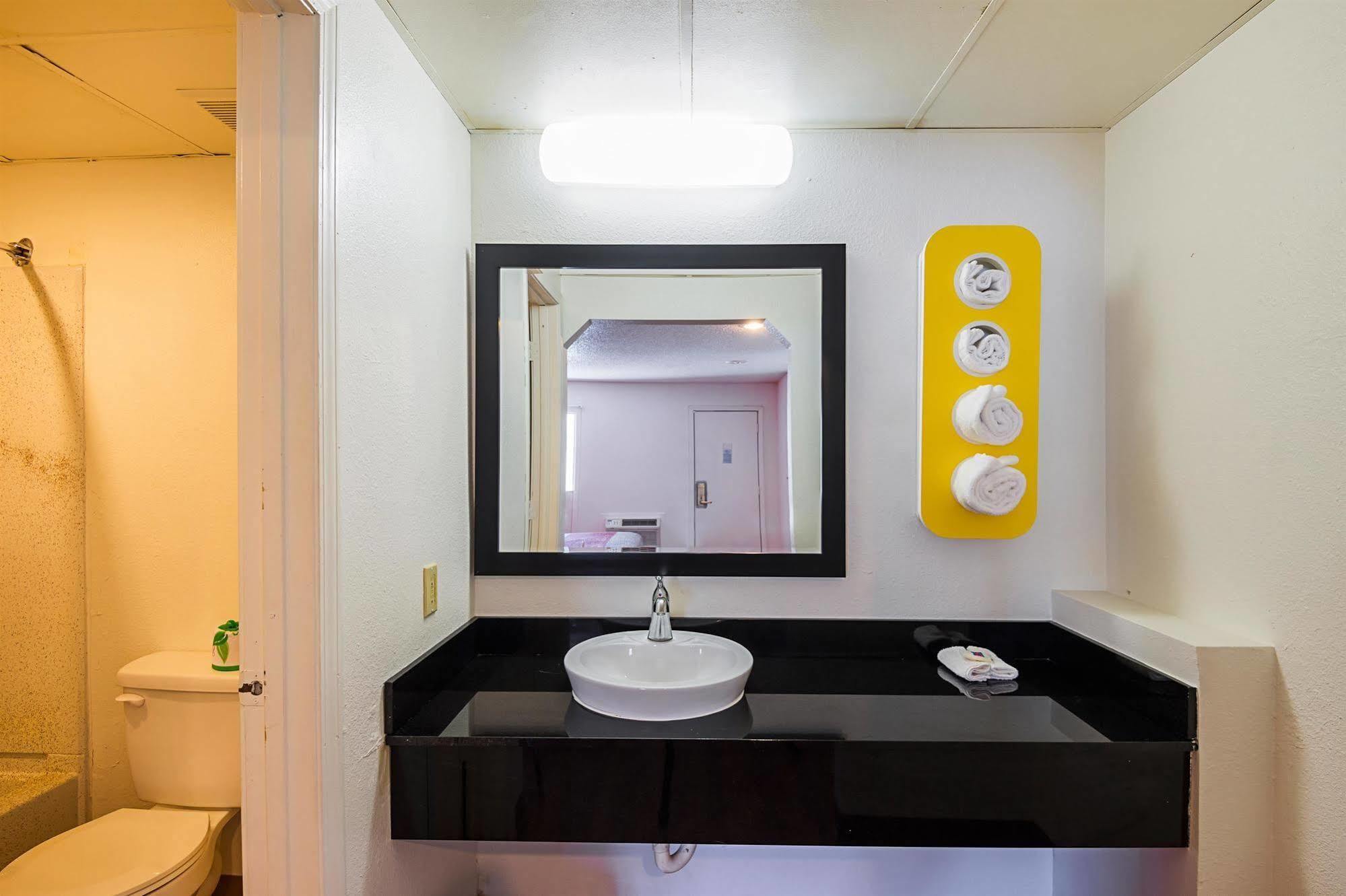 Motel 6-Blue Springs, Mo ภายนอก รูปภาพ